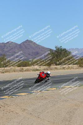 media/Mar-24-2025-Moto Forza (Mon) [[57ce5c5cff]]/1-Advanced Group/Session 3 (Turn 6 Inside)/